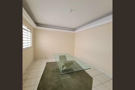 Casa à venda com 5 quartos, 750m² em Vila Nova Conceição, São Paulo