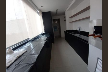 Apartamento à venda com 3 quartos, 326m² em Sumarezinho, São Paulo