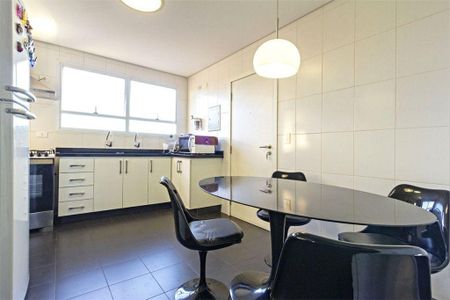 Apartamento à venda com 3 quartos, 310m² em Jardim Paulista, São Paulo