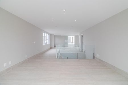 Apartamento à venda com 641m², 4 quartos e 4 vagasCobertura