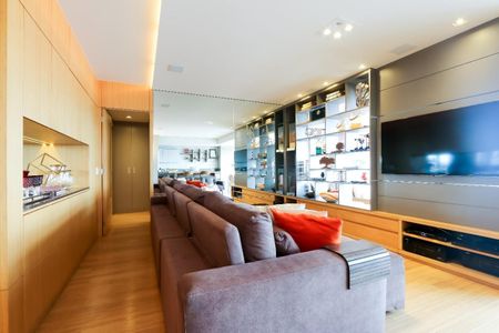 Apartamento à venda com 2 quartos, 156m² em Vila Olímpia, São Paulo