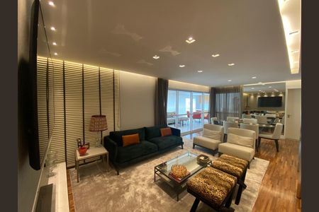 Apartamento à venda com 3 quartos, 157m² em Vila Nova Conceição, São Paulo