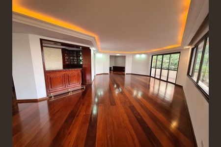 Apartamento à venda com 4 quartos, 370m² em Pacaembu, São Paulo