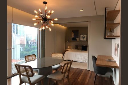 Apartamento à venda com 1 quarto, 91m² em Vila Olímpia, São Paulo