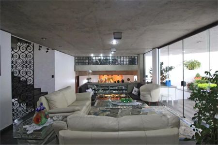 Casa à venda com 5 quartos, 450m² em Alto de Pinheiros, São Paulo