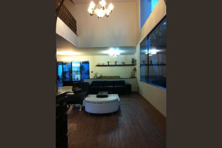 Casa à venda com 4 quartos, 468m² em Indianópolis, São Paulo