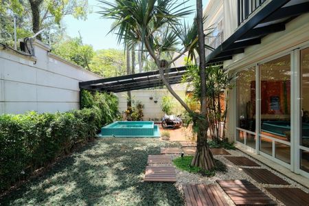 Casa à venda com 584m², 4 quartos e 5 vagas