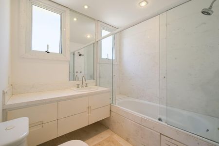 Casa à venda com 584m², 4 quartos e 5 vagas