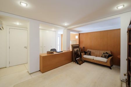 Casa à venda com 584m², 4 quartos e 5 vagas