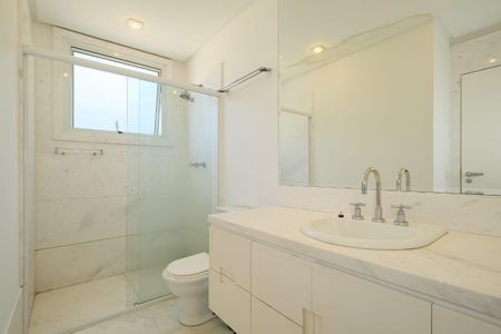 Casa à venda com 584m², 4 quartos e 5 vagas