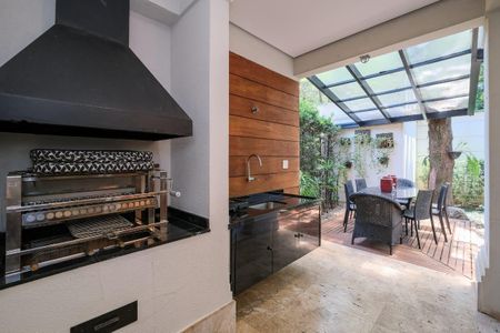 Casa à venda com 584m², 4 quartos e 5 vagas