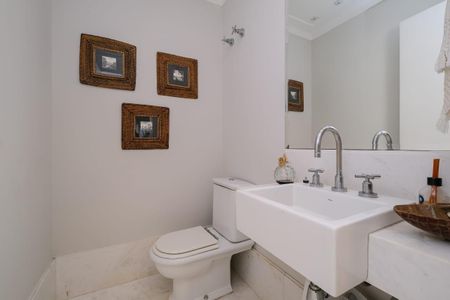 Casa à venda com 584m², 4 quartos e 5 vagas