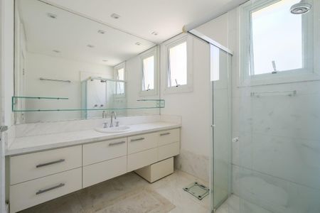 Casa à venda com 584m², 4 quartos e 5 vagas