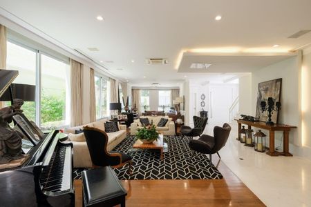 Casa à venda com 4 quartos, 584m² em Jardim Luzitania, São Paulo