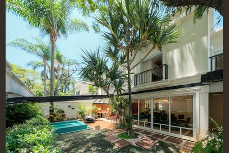 Casa à venda com 584m², 4 quartos e 5 vagas