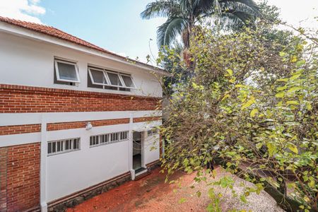 Casa à venda com 439m², 3 quartos e 4 vagas