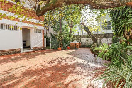 Casa à venda com 439m², 3 quartos e 4 vagas