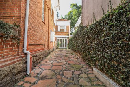 Casa à venda com 439m², 3 quartos e 4 vagas