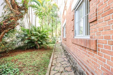 Casa à venda com 439m², 3 quartos e 4 vagas