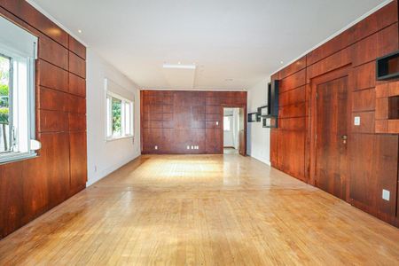 Casa à venda com 439m², 3 quartos e 4 vagas