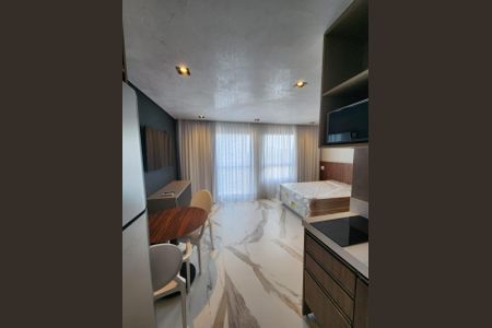 Apartamento à venda com 27m², 1 quarto e sem vaga