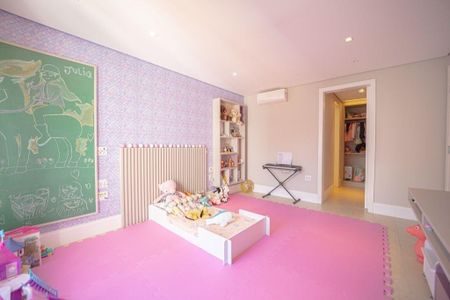 Casa à venda com 4 quartos, 415m² em Jardim Paulista, São Paulo