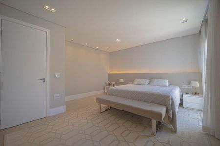 Casa à venda com 4 quartos, 415m² em Jardim Paulista, São Paulo