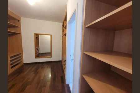 Casa à venda com 5 quartos, 416m² em Santo Amaro, São Paulo