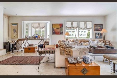 Casa à venda com 4 quartos, 700m² em Paineiras do Morumbi, São Paulo