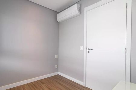 Apartamento à venda com 3 quartos, 95m² em Vila Olímpia, São Paulo