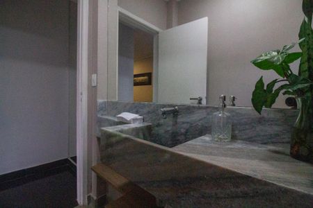 Casa à venda com 340m², 5 quartos e 6 vagasLavabo