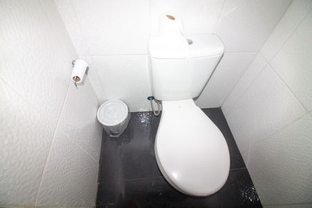 Casa à venda com 340m², 5 quartos e 6 vagasBanheiro Social