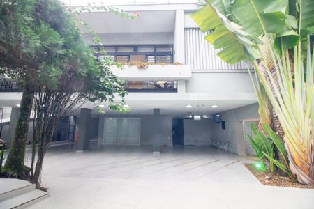 Casa à venda com 340m², 5 quartos e 6 vagasGaragem