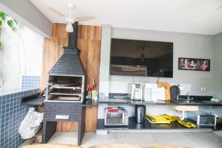 Casa à venda com 340m², 5 quartos e 6 vagasChurrasqueira