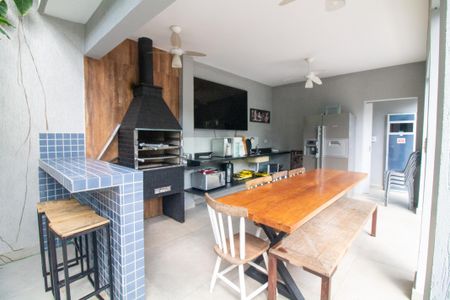 Casa à venda com 340m², 5 quartos e 6 vagasÁrea comum