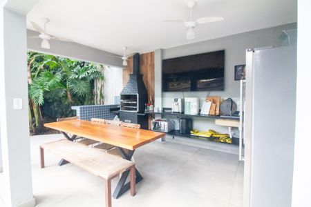 Casa à venda com 340m², 5 quartos e 6 vagasÁrea comum