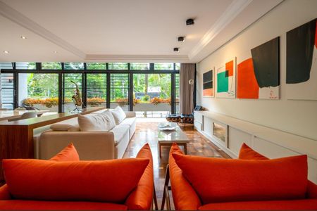 Casa à venda com 5 quartos, 340m² em Brooklin, São Paulo