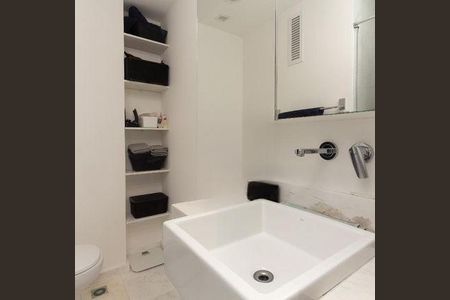 Apartamento à venda com 1 quarto, 74m² em Vila Olímpia, São Paulo