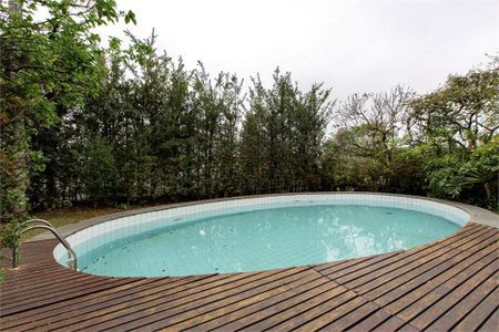 Casa à venda com 830m², 4 quartos e 6 vagas