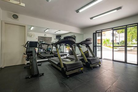 Apartamento à venda com 555m², 7 quartos e 6 vagas Apartamento à venda com 555m², 7 quartos e 6 vagasÁrea comum - Academia