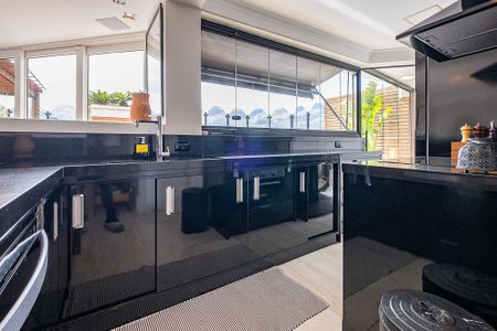 Apartamento à venda com 555m², 7 quartos e 6 vagas Apartamento à venda com 555m², 7 quartos e 6 vagasSala 2