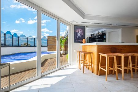 Apartamento à venda com 555m², 7 quartos e 6 vagas Apartamento à venda com 555m², 7 quartos e 6 vagasSala 2