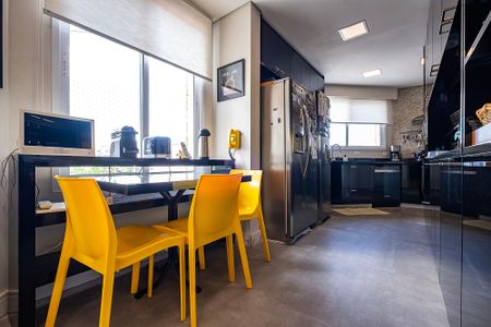 Apartamento à venda com 555m², 7 quartos e 6 vagas Apartamento à venda com 555m², 7 quartos e 6 vagasCozinha