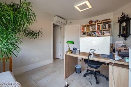 Apartamento à venda com 555m², 7 quartos e 6 vagas Apartamento à venda com 555m², 7 quartos e 6 vagasSuíte 5