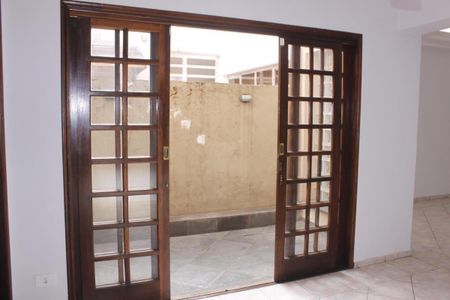 Casa à venda com 4 quartos, 280m² em Jardim da Gloria, São Paulo