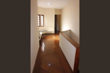 Casa à venda com 280m², 4 quartos e 2 vagas