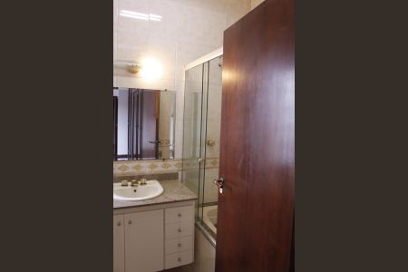 Casa à venda com 280m², 4 quartos e 2 vagas