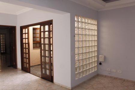 Casa à venda com 4 quartos, 280m² em Jardim da Gloria, São Paulo