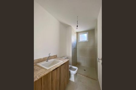 Apartamento à venda com 4 quartos, 215m² em Parque São Jorge, São Paulo