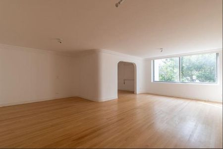 Apartamento à venda com 3 quartos, 169m² em Vila Nova Conceição, São Paulo